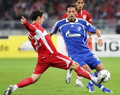 足協青年發 足協青年發